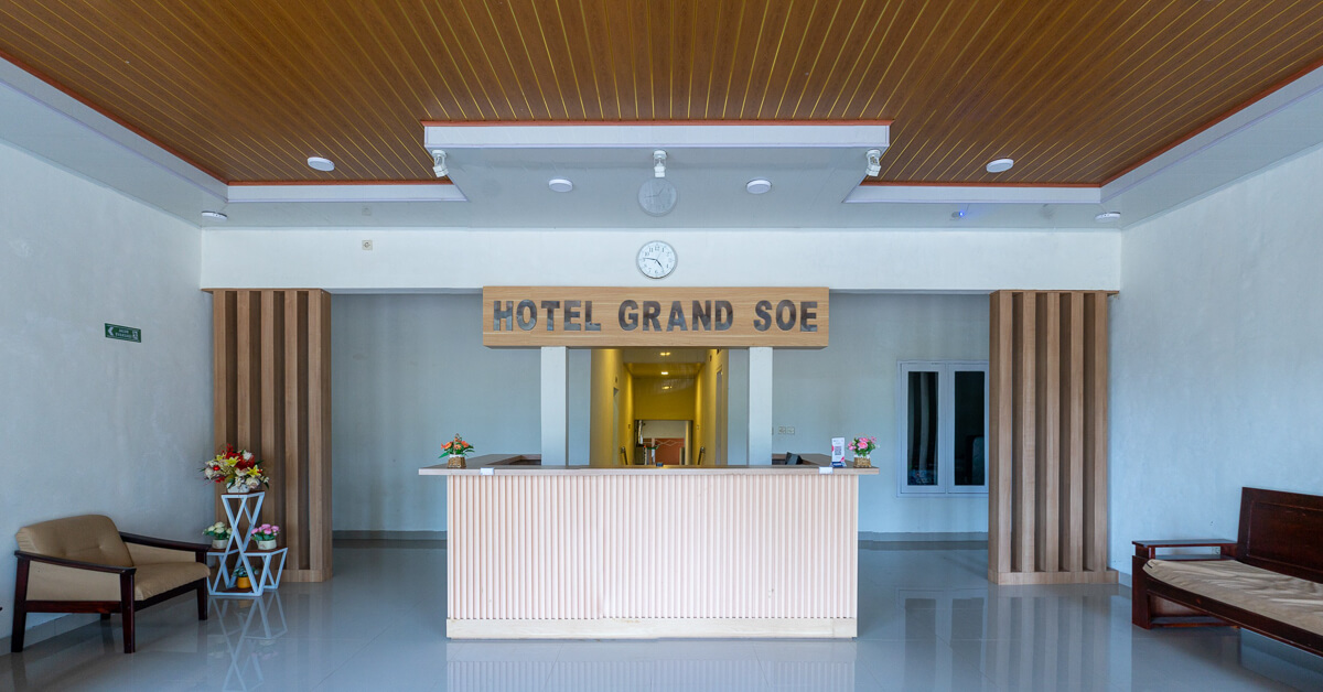 Hotel Grand SoeCover Image